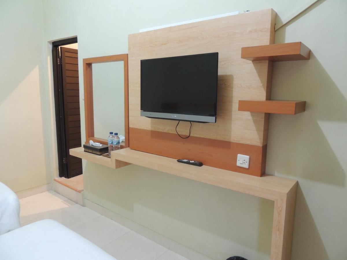 Shabrina Homestay Syariah Kalasan Exterior photo