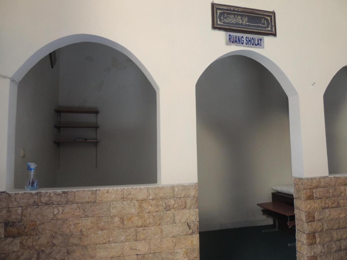 Shabrina Homestay Syariah Kalasan Exterior photo